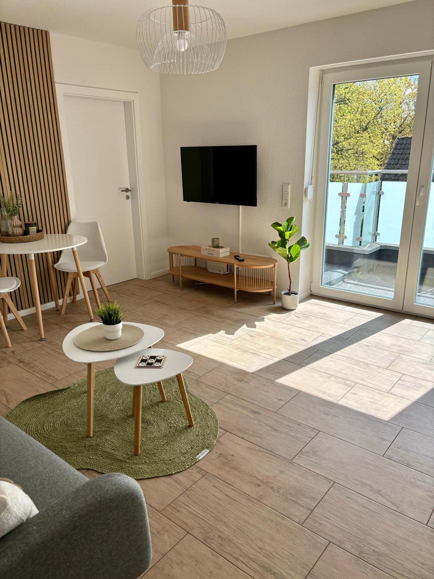 Home & Apart - Apartment Im Herzen Von Kreyenbrueck - Apartment 1 Oldenburg Eksteriør billede